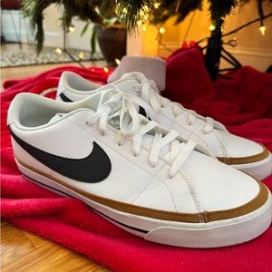 Nike men’s size 12 shoes